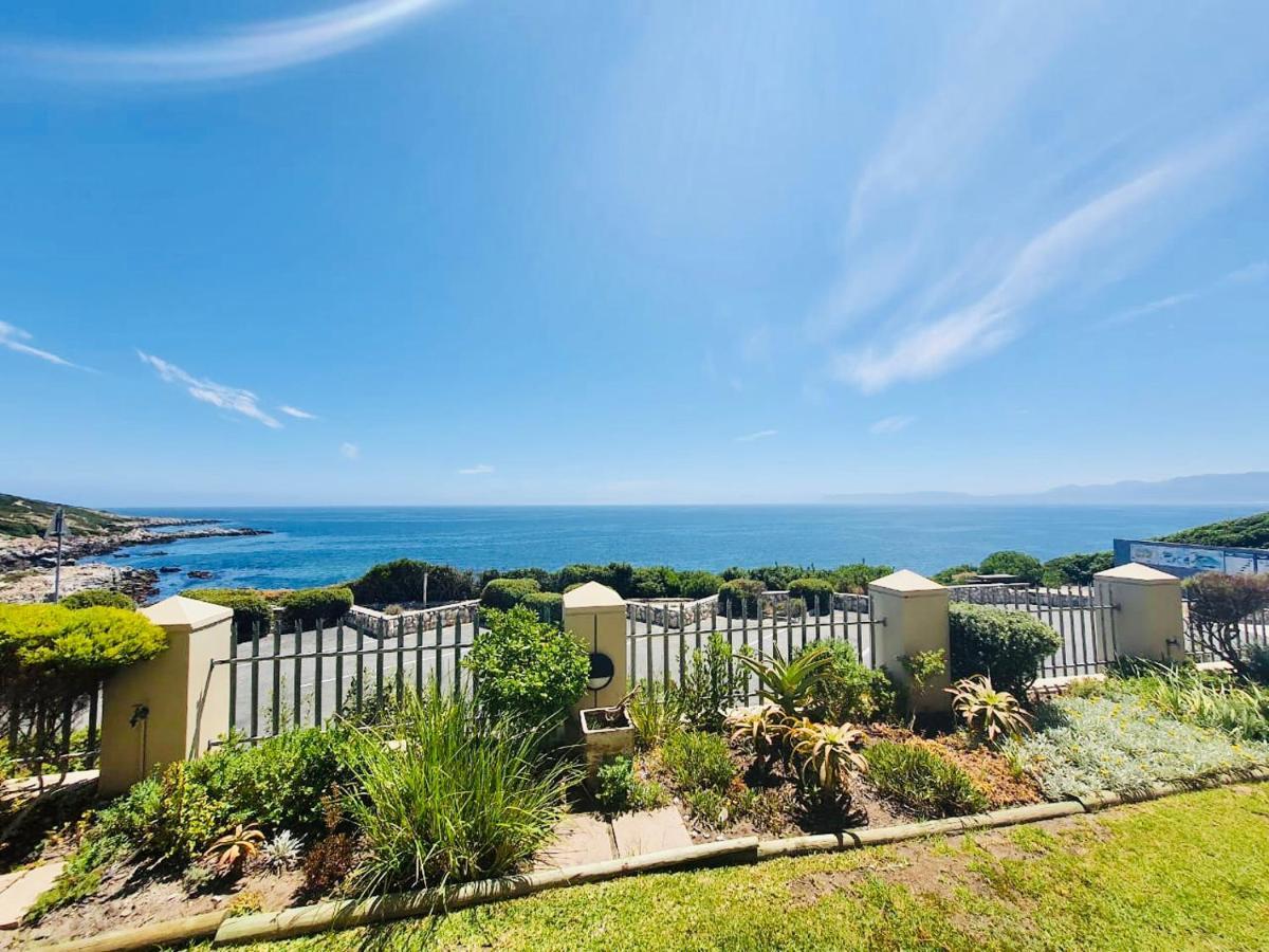 The View At Whale Cove De Kelders Apartment Luaran gambar